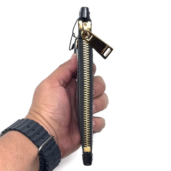 ▪️🎆 VËRS4CE ZIPPER WALLET 🎆▪️ - Picture 5 of 9